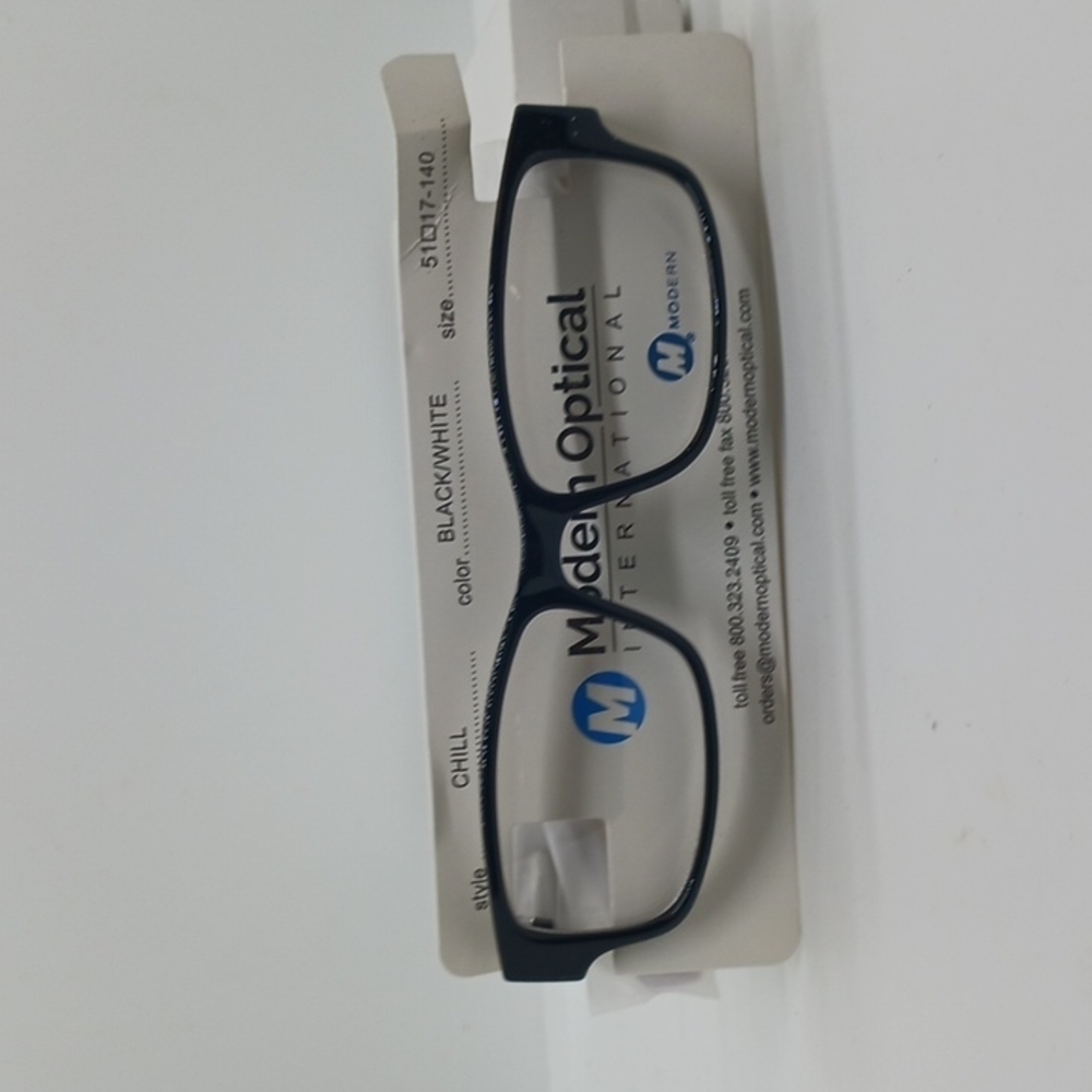 NWT UNISEX MODERN OPTICAL EYEGLASS FRAMES CHILL BLACK WHITE
